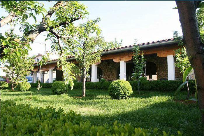 Apartment Pokrajac Ровиньско село Номер фото