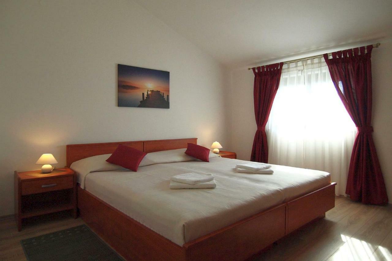 Apartment Pokrajac Ровиньско село Экстерьер фото